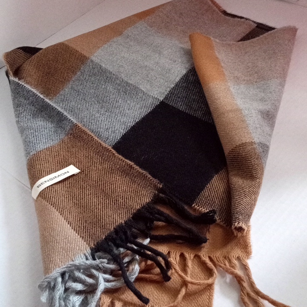 Bensimon Plaid Scarf